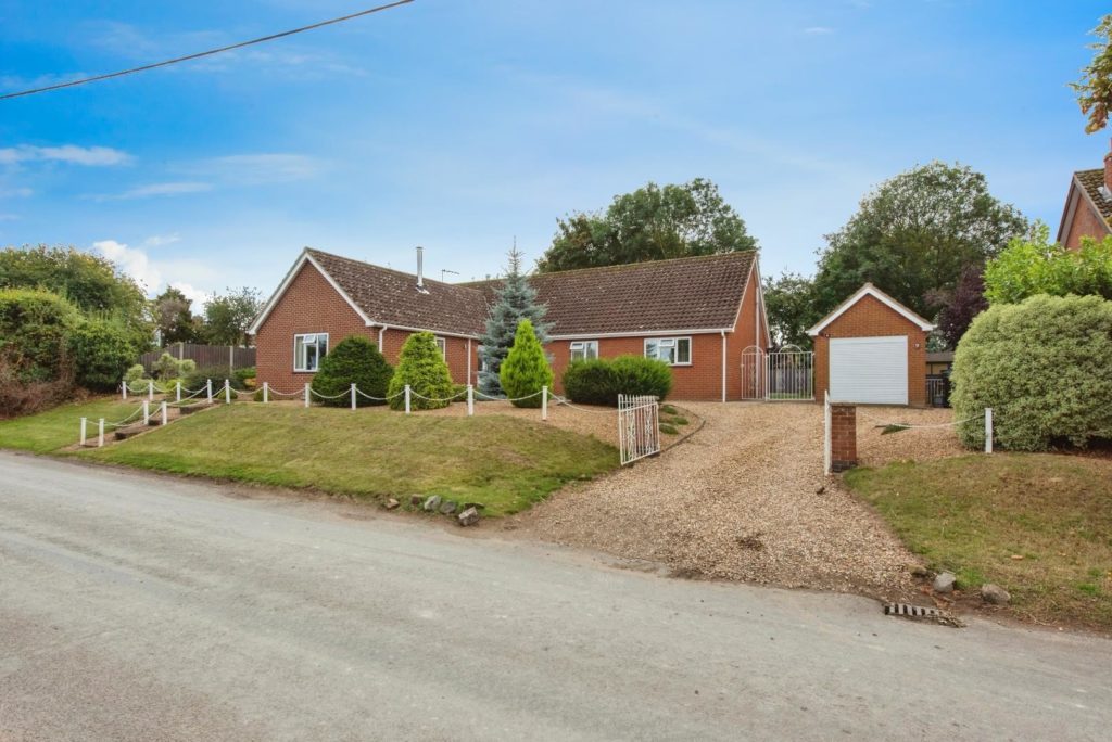 Thornham Road, Methwold